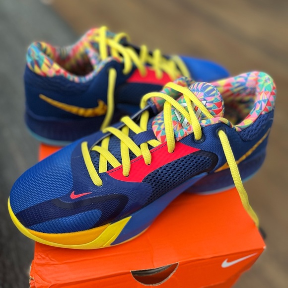 Athletic Shoes|
Kids' Sneakers
Nike Kids' Grade School Freak 4 Basketball Shoes - Picture 4 of 4